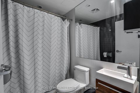 Photo 12 at 659 St Clair Avenue W, Wychwood, Toronto