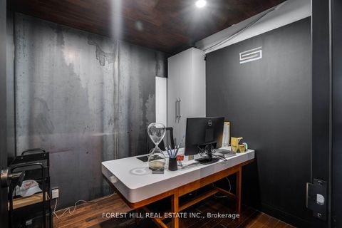 Photo 13 at 659 St Clair Avenue W, Wychwood, Toronto