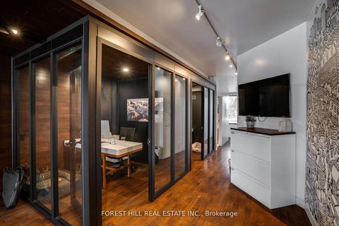 Photo 15 at 659 St Clair Avenue W, Wychwood, Toronto