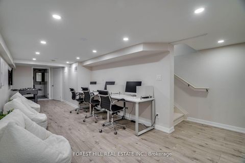 Photo 29 at 659 St Clair Avenue W, Wychwood, Toronto