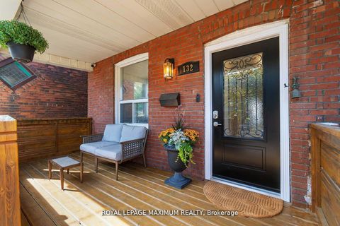 Photo 2 at 132 Wallace Avenue, Junction, Toronto