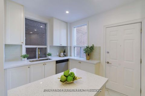 Photo 9 at 132 Wallace Avenue, Junction, Toronto