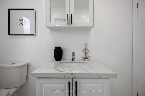 Photo 20 at 195 Phyllis Avenue, Cliffcrest, Toronto