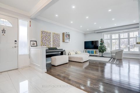 Photo 2 at 47 Manorglen Crescent, Malvern West, Toronto