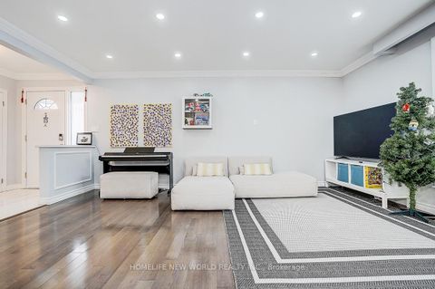 Photo 3 at 47 Manorglen Crescent, Malvern West, Toronto