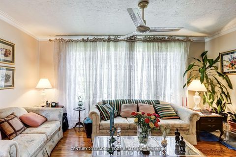 Photo 4 at 19 Royaleigh Avenue, Humber Heights, Toronto