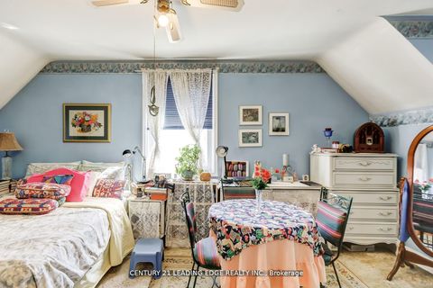 Photo 14 at 19 Royaleigh Avenue, Humber Heights, Toronto