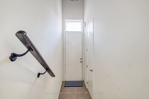 Photo 8 at 38 Lafferty Lane, Crosby, Richmond Hill