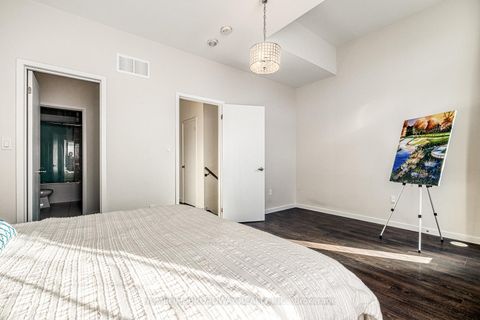 Photo 26 at 38 Lafferty Lane, Crosby, Richmond Hill