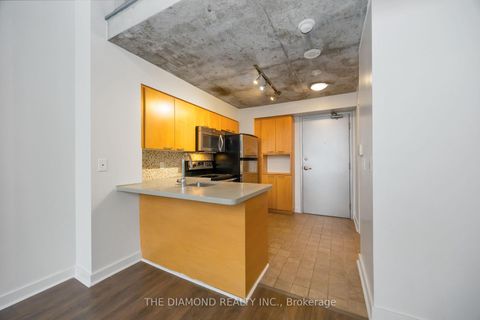 Photo 6 at 618 - 255 Richmond Street E, Moss Park, Toronto