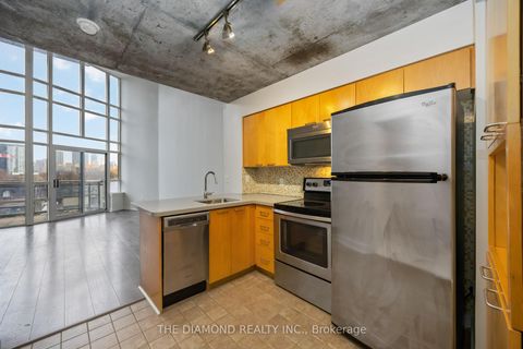 Photo 9 at 618 - 255 Richmond Street E, Moss Park, Toronto