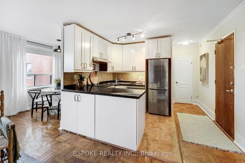 Photo 4 at 405 - 2550 Bathurst Street N, Forest Hill North, Toronto