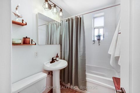 Photo 27 at 405 - 2550 Bathurst Street N, Forest Hill North, Toronto