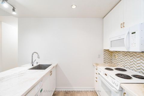 Photo 11 at 806 - 88 Palace Pier Court, Mimico, Toronto