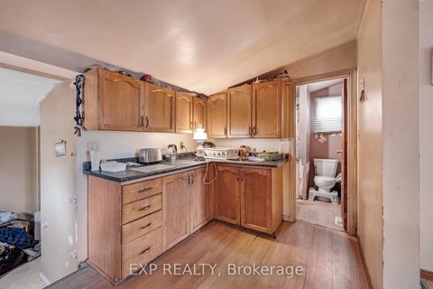 Photo 7 at 765 Sedore Avenue, Historic Lakeshore Communities, Georgina