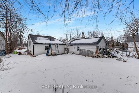 Photo 18 at 765 Sedore Avenue, Historic Lakeshore Communities, Georgina