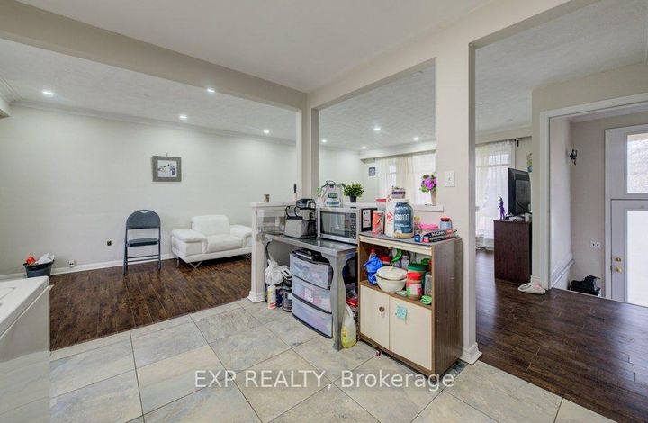 Photo 7 at 1361 Stanbury Road, WO West, Oakville