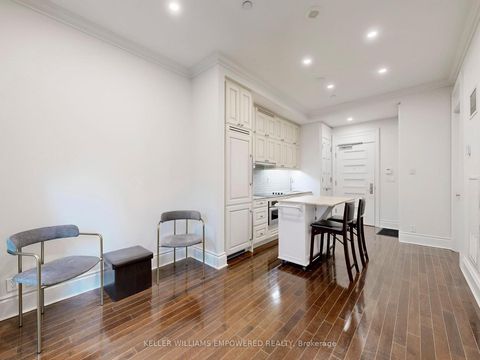 Photo 12 at 522 - 22 Leader Lane, Yonge Corridor, Toronto