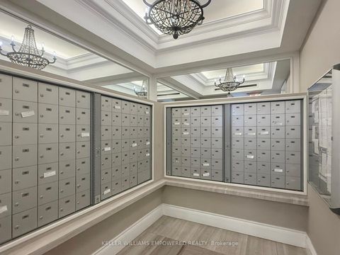 Photo 21 at 522 - 22 Leader Lane, Yonge Corridor, Toronto