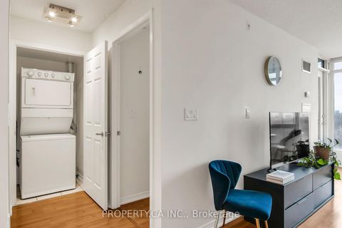 Photo 10 at 711 - 18 Valley Woods Road, Donalda, Toronto