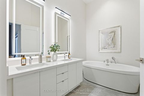 Photo 16 at 9404 Bayview Avenue, Observatory, Richmond Hill