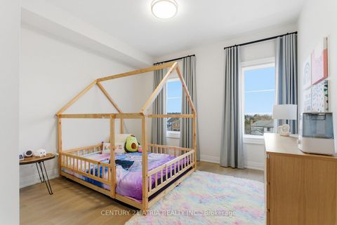 Photo 17 at 9404 Bayview Avenue, Observatory, Richmond Hill