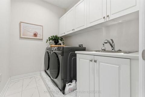 Photo 21 at 9404 Bayview Avenue, Observatory, Richmond Hill