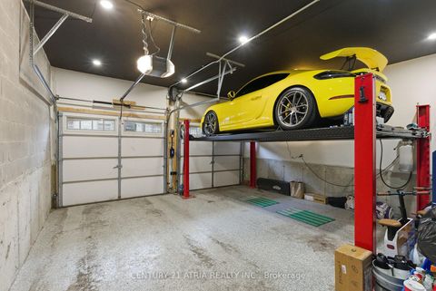 Photo 36 at 9404 Bayview Avenue, Observatory, Richmond Hill