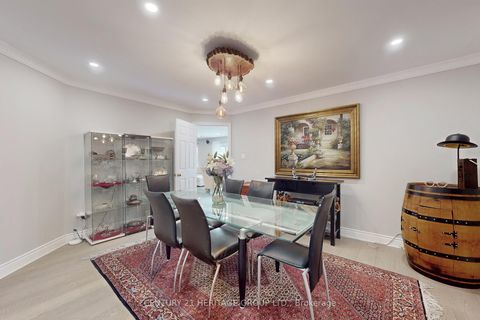 Photo 4 at 335 Fern Avenue, Observatory, Richmond Hill