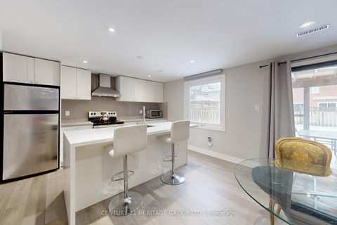 Photo 33 at 335 Fern Avenue, Observatory, Richmond Hill