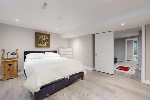 Photo 39 at 335 Fern Avenue, Observatory, Richmond Hill