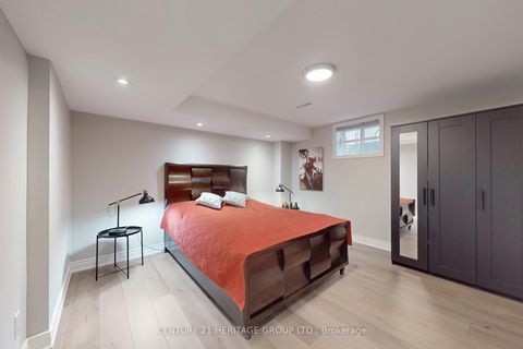 Photo 41 at 335 Fern Avenue, Observatory, Richmond Hill