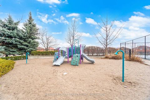 Photo 28 at 909 - 335 Rathburn Road W, City Centre, Mississauga