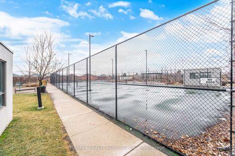 Photo 29 at 909 - 335 Rathburn Road W, City Centre, Mississauga