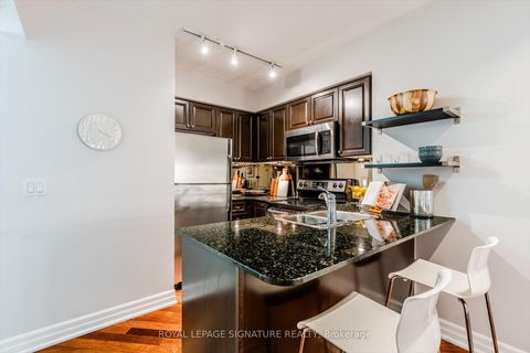 Photo 10 at 709 - 8 Scollard Street, Annex, Toronto