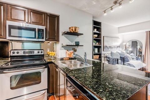 Photo 12 at 709 - 8 Scollard Street, Annex, Toronto