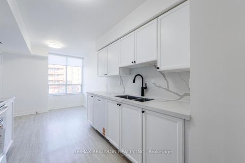 Photo 7 at 708 - 2 Covington Road, Lawrence, Toronto
