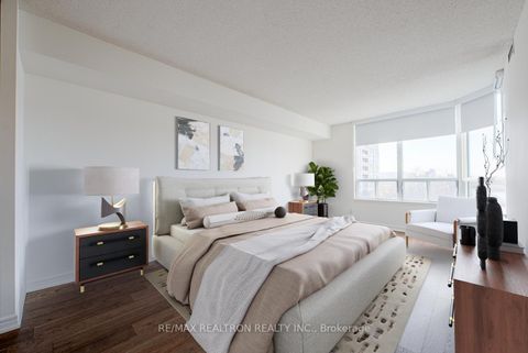 Photo 16 at 708 - 2 Covington Road, Lawrence, Toronto