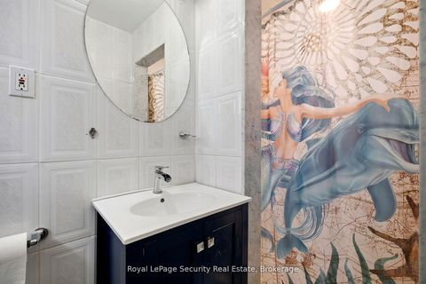 Photo 11 at 27 Belleglade Court, Humbermede, Toronto