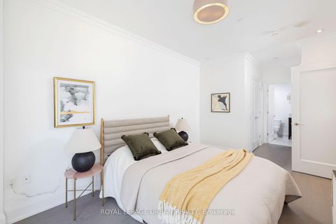 Photo 14 at 223 - 1900 Bayview Avenue, York Mills, Toronto