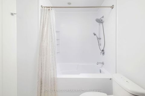 Photo 16 at 223 - 1900 Bayview Avenue, York Mills, Toronto