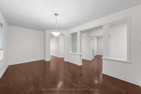 Photo 8 at 144 Ironside Drive, Vellore Village, Vaughan