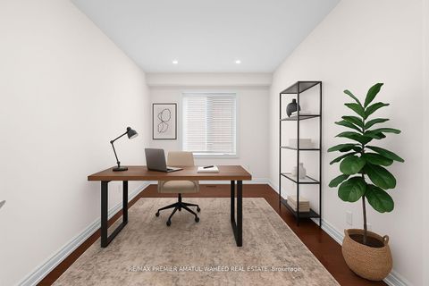 Photo 9 at 144 Ironside Drive, Vellore Village, Vaughan