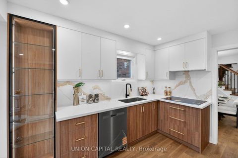 Photo 11 at 45 Chilmar Crescent, Uplands, Vaughan