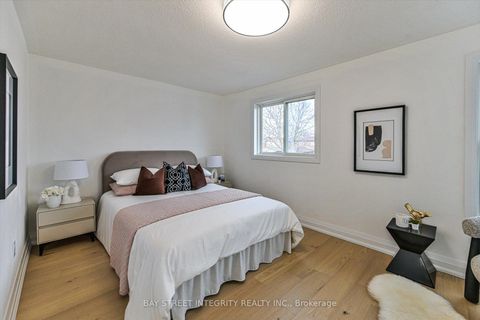 Photo 14 at 116 Kenley Crescent, Milliken Mills East, Markham