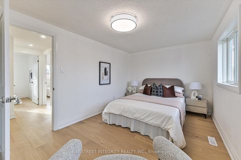 Photo 15 at 116 Kenley Crescent, Milliken Mills East, Markham