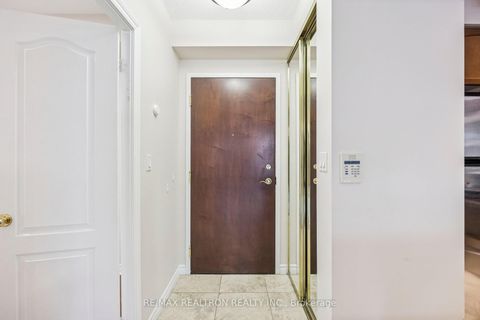 Photo 9 at 302 - 88 Promenade Circle, Brownridge, Vaughan