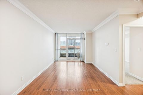 Photo 10 at 302 - 88 Promenade Circle, Brownridge, Vaughan