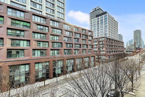 Photo 35 at S322 - 455 Front Street E, Waterfront Communities C8, Toronto