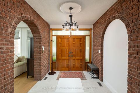 Photo 5 at 15 Westroyal Road, The Westway, Toronto